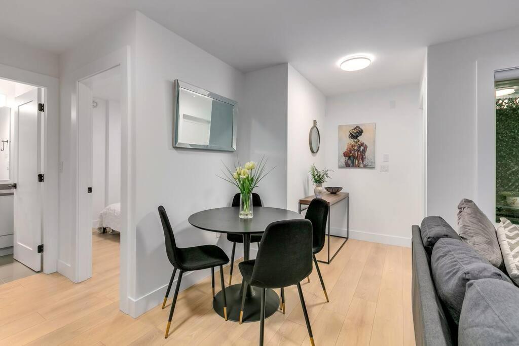 Guest Suite In South Съри Екстериор снимка